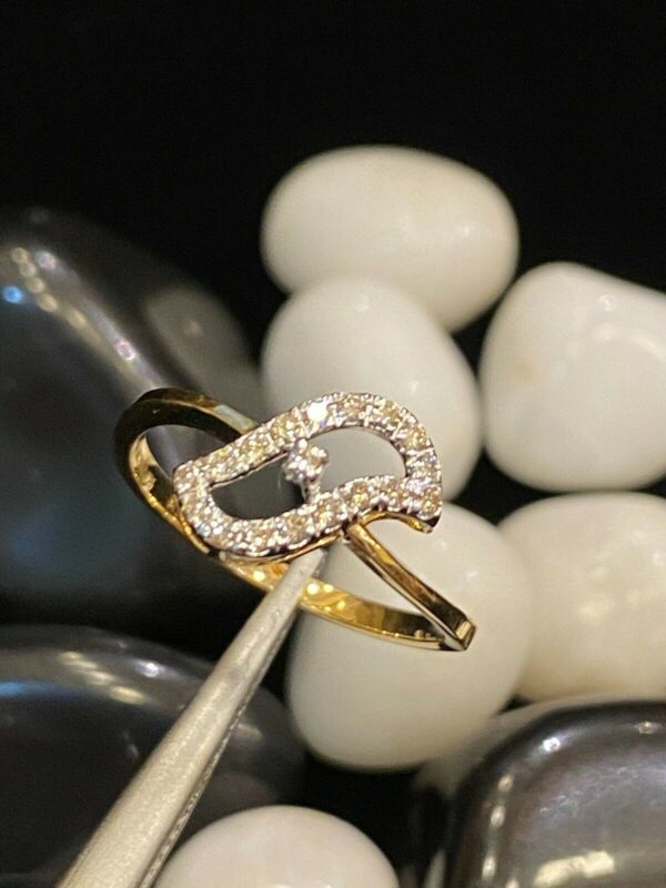 0.20 Cts Round Brilliant Cut Diamonds Anniversary Band Ring In 750 Fine 18K Gold