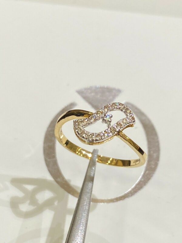 0.20 Cts Round Brilliant Cut Diamonds Anniversary Band Ring In 750 Fine 18K Gold