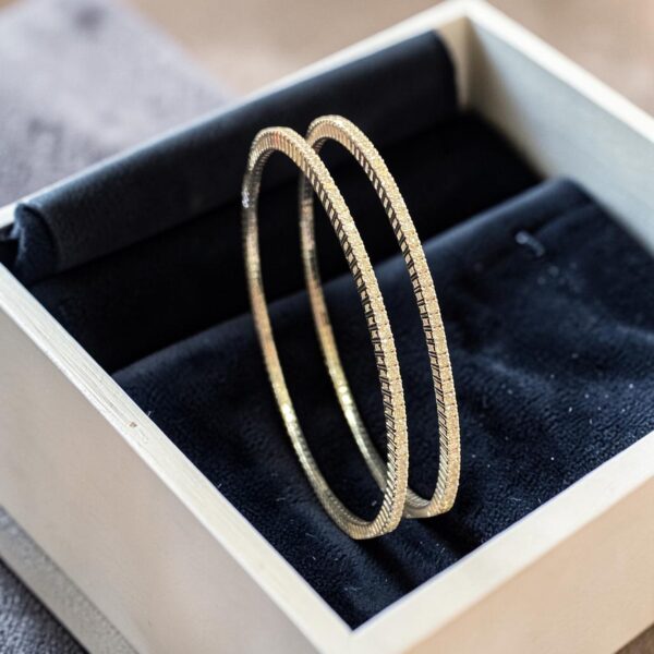 Pave 7.20 Cts Round Brilliant F/VS1 Diamonds Eternity Bangle Set 14K White Gold