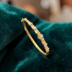 Home 11 Pavé 1.34 Cts Round Baguette F/VS1 Diamonds Statement Bracelet 18K Yellow Gold