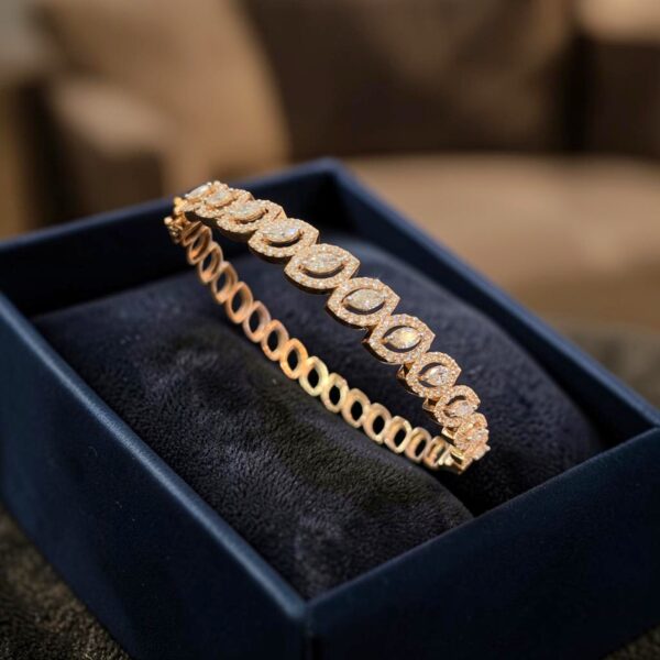 B-039 (27) Pavé 2.30 Cts Marquise Round F/VS1 Diamonds Halo Statement Bracelet In 14K Gold