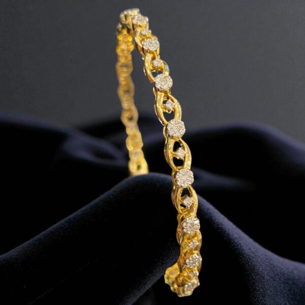 B-077 (20) Pave 1.57 Cts F/VS1 Round Brilliant Cut Natural Diamonds Bangle 14K Yellow Gold