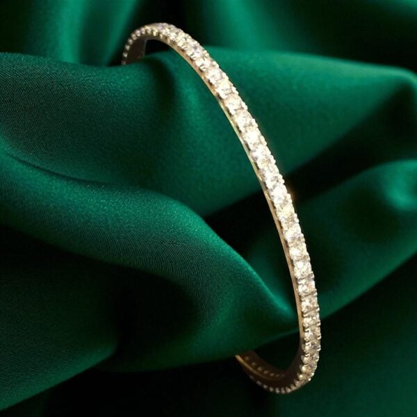 B-078 (20) Stunning 5.08 Cts Round Brilliant Cut Diamonds Eternity Bangle 14K Yellow Gold
