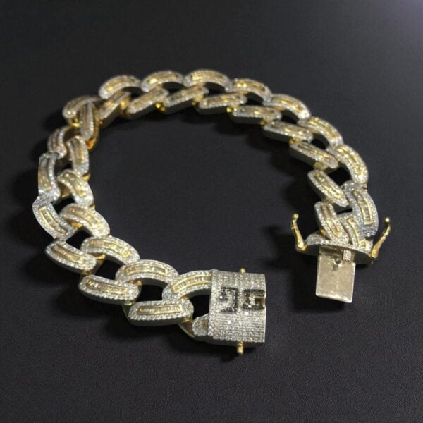 Pave 8.40 Cts Round Baguette Shape Diamonds Men's Cuban Link Bracelet 14K Gold