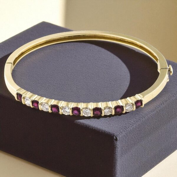B-083 (7) 1.50 Cts Round Brilliant Cut F/VS1 Diamonds Ruby Hinged Bracelet 14K Yellow Gold