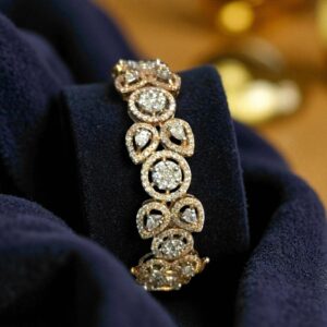 B-084 (22) Beautiful 7.83 Cts Round Pear Shape Natural Diamonds Statement Bracelet 14K Gold