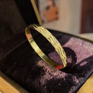 B-102 (21) Graceful Dubai Handmade Slip-On Bangle In Certified 22K Yellow Gold