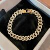 Pave 5.68 Cts Round Brilliant F/VS1 Diamonds Men's Cuban Link Bracelet 18K Gold
