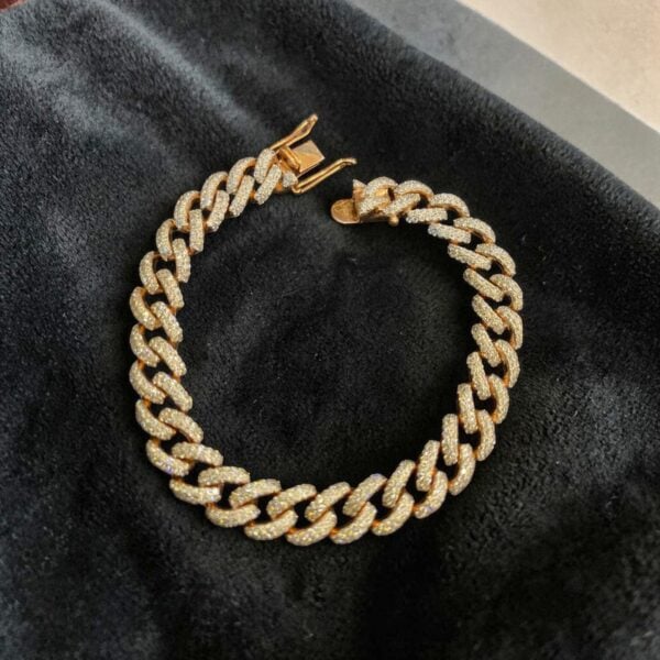 Pave 5.68 Cts Round Brilliant F/VS1 Diamonds Men's Cuban Link Bracelet 18K Gold