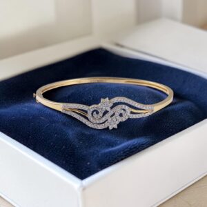 Pave 1.18 Cts Round Brilliant F/VS1 Diamonds Statement Bracelet 14K Yellow Gold