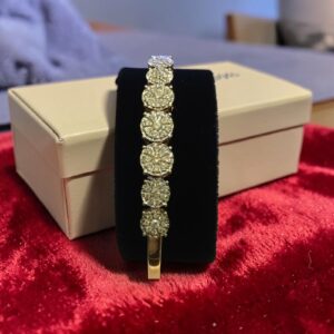 B-120 (23) Stunning 0.92 Cts Round Brilliant F/VS1 Diamonds Statement Bracelet In 14K Gold