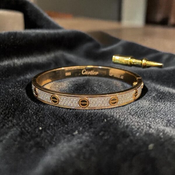 B-128 (17) 2.87 Cts Round Brilliant F/VS1 Diamonds Iced Out Unisex Love Screw Bracelet In 14K Rose Gold