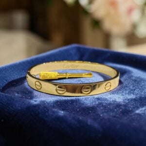 Classy Unisex Love Screw Bracelet In 14K Yellow Gold