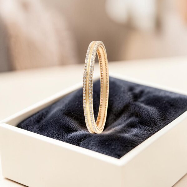 Stunning 5.50 Cts Round Brilliant F/VS1 Diamonds Two-Row Bangle 14K Yellow Gold
