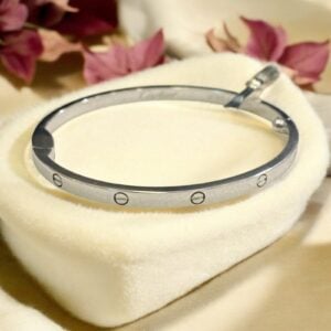 Home 11 Stunning Unisex Thin Love Screw Bracelet in 14K White Gold