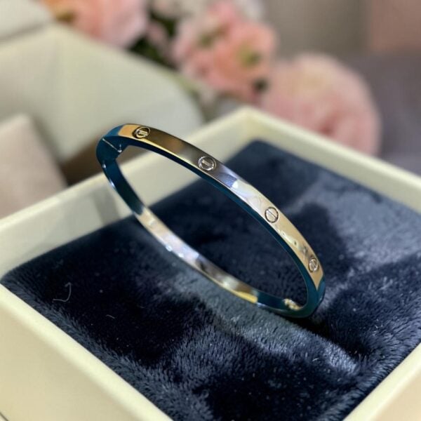 Stunning Unisex Thin Love Screw Bracelet in 14K White Gold