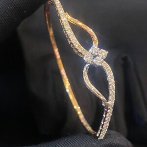 B-402 (1) Pave 1.30 Cts Round Brilliant Cut Natural Diamonds Wave Bracelet In 585 14K Gold