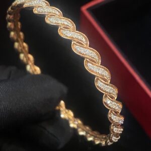 B-404 (1) Pave 2.10 Cts Round Brilliant Cut Natural Diamonds Twist Bangle In 14K Rose Gold
