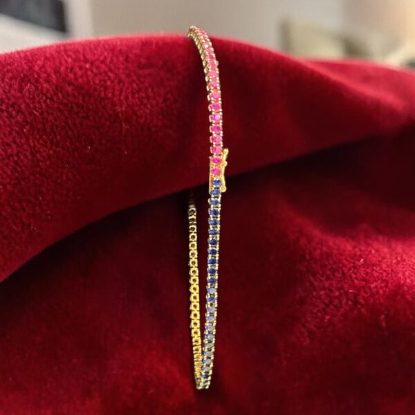 Beautiful 5.90 Cts Natural Sapphires Ruby Unisex Tennis Bracelet 18K Yellow Gold