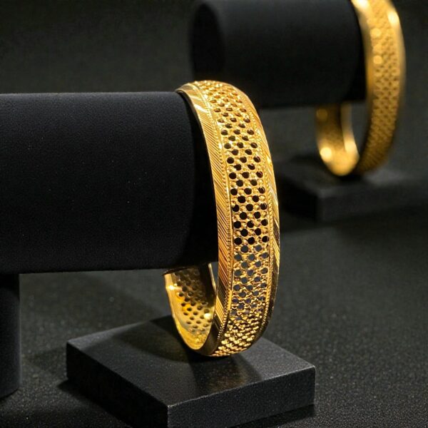 Exquisite Dubai Handmade Lattice Bangle in 916 Hallmark 22K Fine Yellow Gold