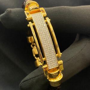 B-441 (1) Pave 1.85 Cts F/VS1 Round Brilliant Cut Diamonds Men's Bracelet 14K Yellow Gold