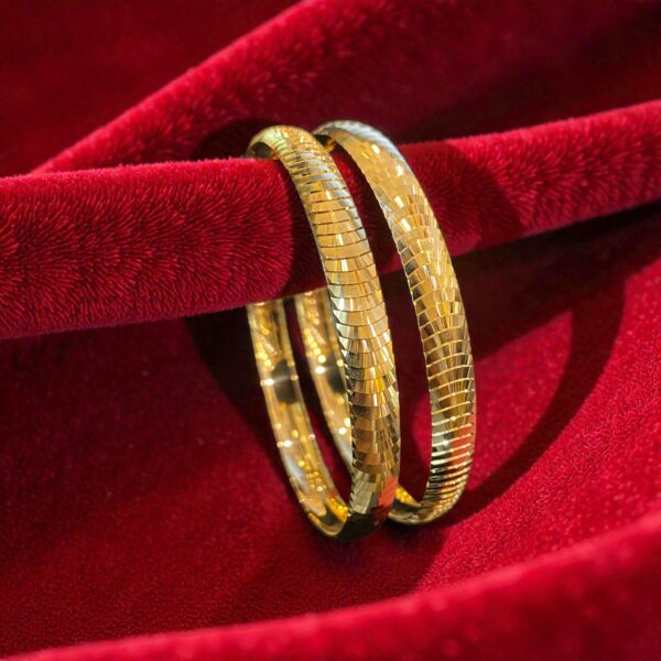 B-555 (19) Exquisite Dubai Handmade Laser-Cut Bangle Set in Hallmark 22K Yellow Gold