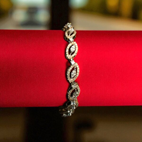 Stunning 3.36 Cts Marquise Round Shape Natural Diamonds Tennis Bracelet 14K Gold