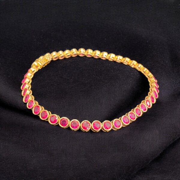 Stunning 13.50 Cts Natural Ruby Unisex Bezel Set Tennis Bracelet 18K Yellow Gold