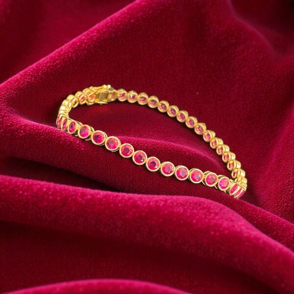 Stunning 13.50 Cts Natural Ruby Unisex Bezel Set Tennis Bracelet 18K Yellow Gold