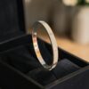 Pavé 2.79 Cts Round Brilliant F/VS1 Diamonds Unisex Screw Bracelet In 18K Gold