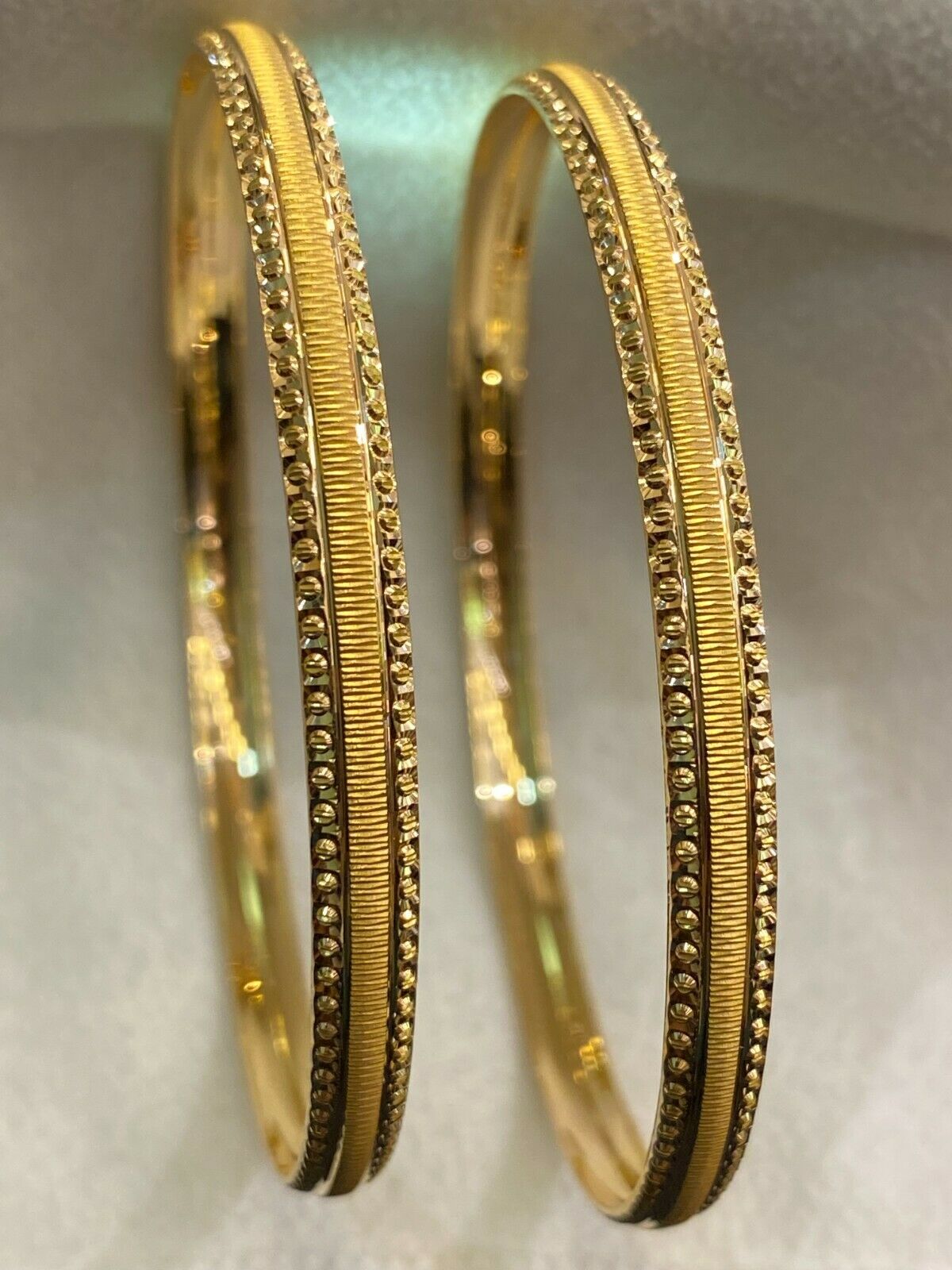 Bracelets Bangels En Or 22 Carats 916 Estampillé - Fait Main à Dubaï, Or Jaune, Poids 22g, Pour Occasions Spéciales