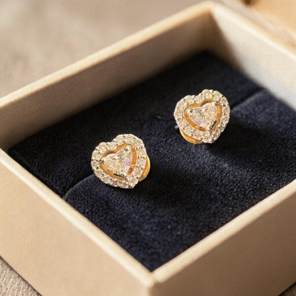 Pave 0.70 Carats Heart Round Shape F/VS1 Diamonds Halo Stud Earrings In 18K Gold