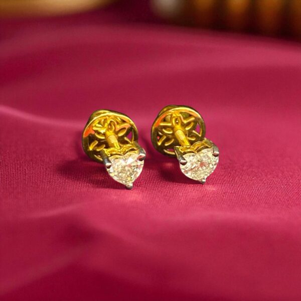 E-113 (14) GIA Certified 0.60 Cts F/VS1 Heart Shape Natural Diamonds Stud Earrings 18K Gold