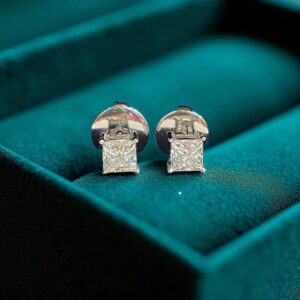 E-118 (15) GIA Certified 1 Cts F/VS1 Princess Shape Natural Diamonds Stud Earrings 18K Gold