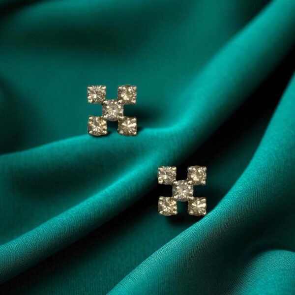 E-126 (17) Elegant 1/2 Cts Round Brilliant Cut F/VS1 Diamonds Stud Earrings 14K Yellow Gold
