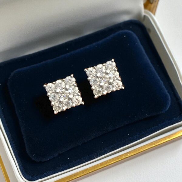 E-127 (15) Pave 0.41 Cts Round Brilliant Cut F/VS1 Diamonds Stud Earrings 18K Yellow Gold