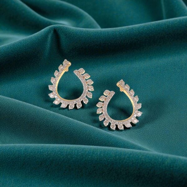 Exquisite 0.80 Cts Round Brilliant F/VS1 Diamonds Stud Earrings 14K Yellow Gold