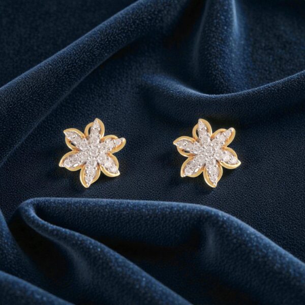 E-159 (7) Pave 0.60 Cts Round Brilliant F/VS1 Diamonds Starblossom Stud Earrings 14K Gold