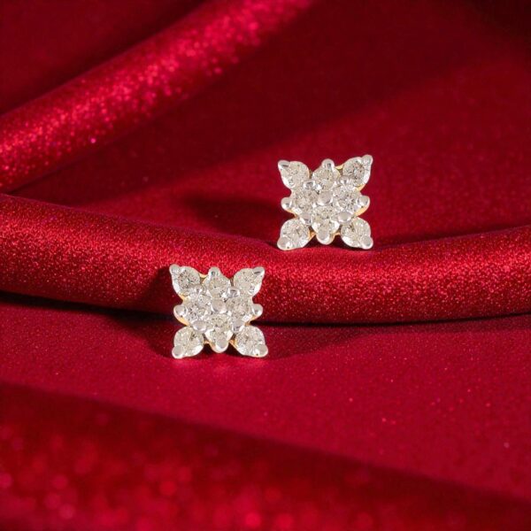 Beautiful 0.60 Cts Round Brilliant Cut F/VS1 Diamonds Stud Earrings In 14K Gold