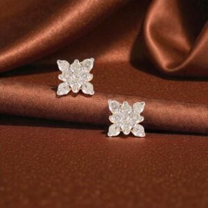 Beautiful 0.60 Cts Round Brilliant Cut F/VS1 Diamonds Stud Earrings In 14K Gold