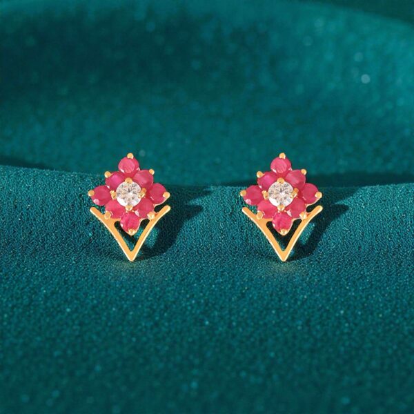 2.45 Cts Round Brilliant Cut F/VS1 Diamonds Ruby Stud Earrings 14K Yellow Gold