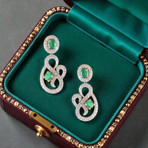 E-170 (8) Pave 2.67 Cts Round Brilliant F/VS1 Diamonds Emerald Dangle Earrings In 14K Gold