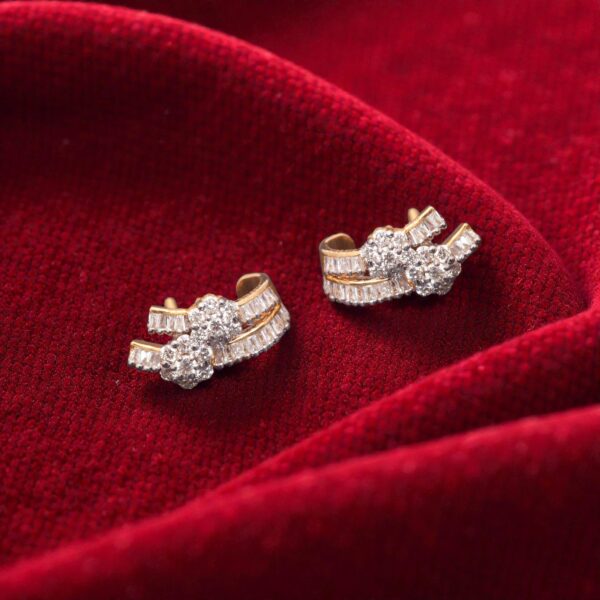 1.77 Cts F/VS1 Round Baguette Cut Natural Diamonds Stud Earrings 14K Yellow Gold
