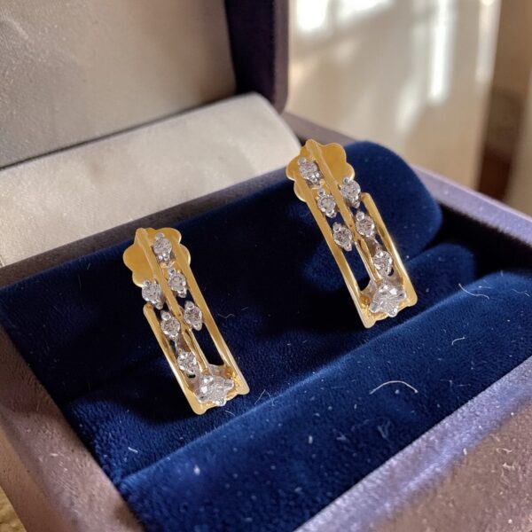 Stunning 0.40 Cts Round Brilliant F/VS1 Natural Diamonds Stud Earrings 14K Gold
