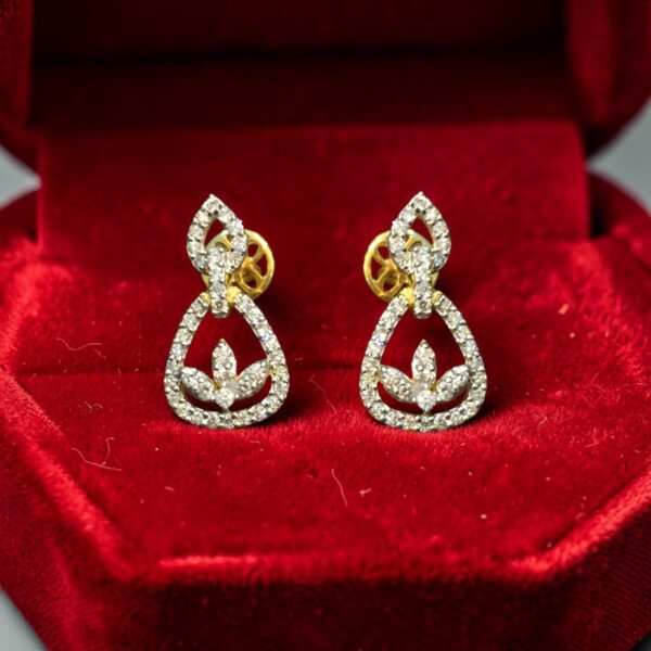 Pave 0.95 Cts Round Brilliant Cut F/VS1 Diamonds Stud Earrings 14K Yellow Gold