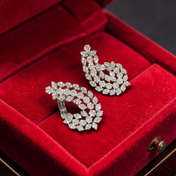 E-208 (16) Stunning 3.82 Cts Round Brilliant F/VS1 Diamonds Clip-On Hoop Earrings 14K Gold