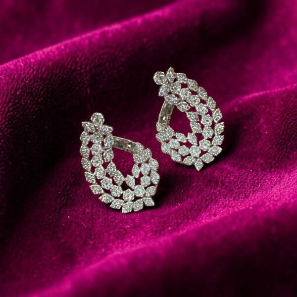 E-208 (20) Stunning 3.82 Cts Round Brilliant F/VS1 Diamonds Clip-On Hoop Earrings 14K Gold