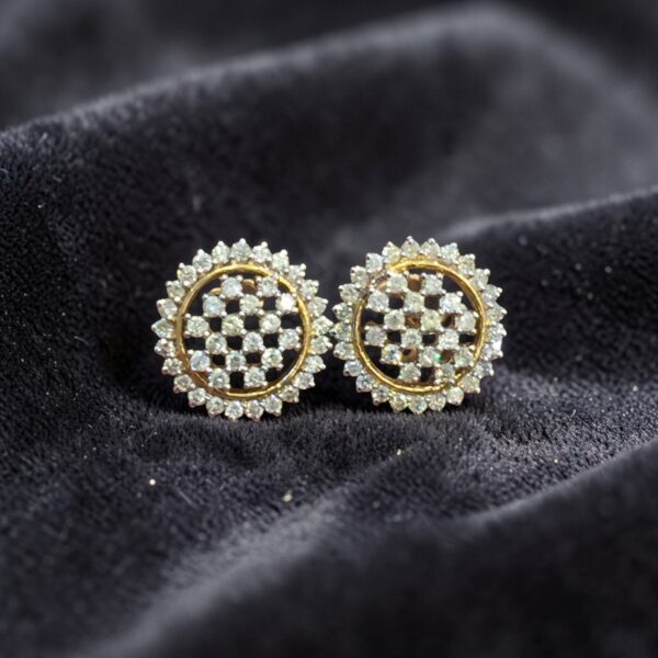 Exquisite 2.40 Cts Round Brilliant F/VS1 Natural Diamonds Stud Earrings 14K Gold