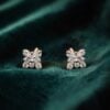 0.77 Carats Round Brilliant F/VS1 Diamonds Floral Stud Earrings 18K Yellow Gold