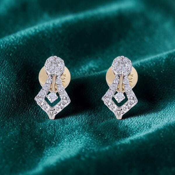 Gorgeous 0.88 Cts Round Brilliant F/VS1 Diamonds Stud Earrings 14K Yellow Gold